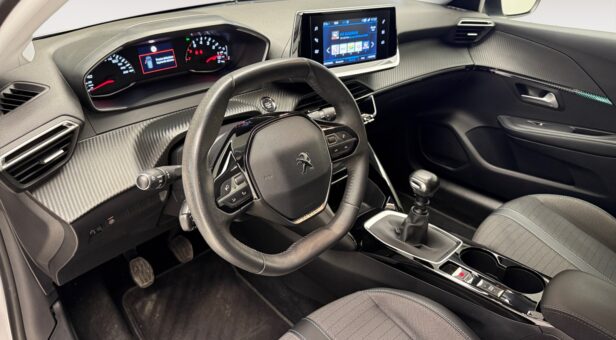 PEUGEOT 208 BERLINA CON PORTON 1.2 PURETECH 73KW ALLURE 100 5p