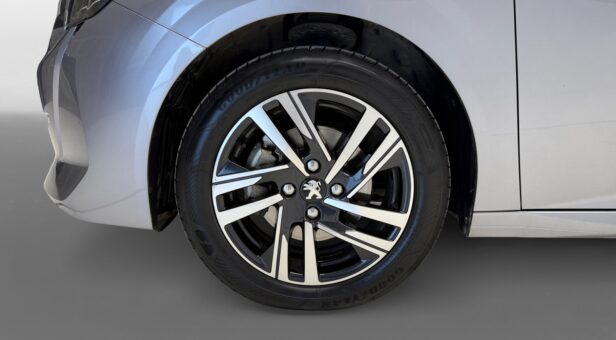 PEUGEOT 208 BERLINA CON PORTON 1.2 PURETECH 73KW ALLURE 100 5p