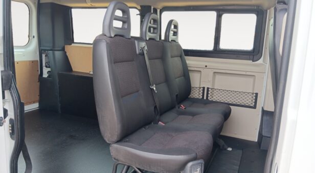 PEUGEOT BOXER COMBI 2.2 BHDI 103KW L2H2 333 5/9 SEATS 140 4p
