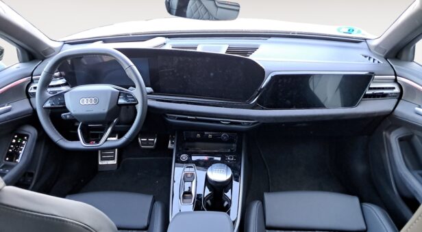 AUDI A5 FAMILIAR 2.0 PHEV E-HYBR QUA 270 BLACK LINE AVANT 367 5p AUDI A5 FAMILIAR 2.0 PHEV E-HYBR QUA 270 BLACK LINE AVANT 367 5p