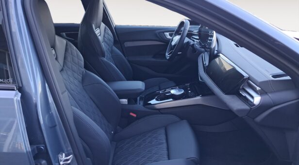 AUDI A5 FAMILIAR 2.0 PHEV E-HYBR QUA 270 BLACK LINE AVANT 367 5p AUDI A5 FAMILIAR 2.0 PHEV E-HYBR QUA 270 BLACK LINE AVANT 367 5p