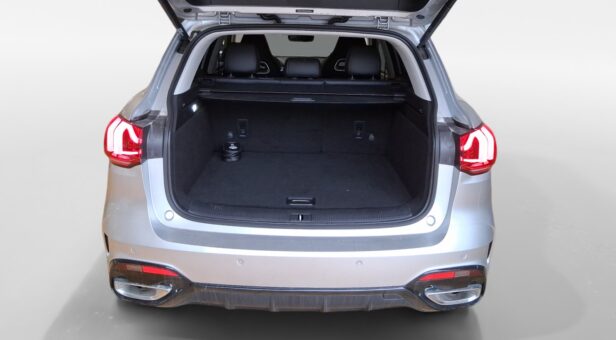 MG MG EHS MG EHS 1.5T 16.6kwh EDU 2WD LUX LHD Dark
