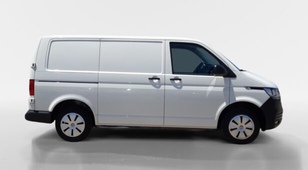 VOLKSWAGEN COMERCIALES LCV TRANSPORTER 6.1 FURGON BATALLA CORTA 2.0 TDI 81 KW (110 cv) 5 VEL. 2.800