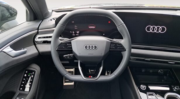AUDI A6 SEDAN 2.0 PHEV 220KW 4WD STRON B.LINE 299 4p AUDI A6 SEDAN 2.0 PHEV 220KW 4WD STRON B.LINE 299 4p
