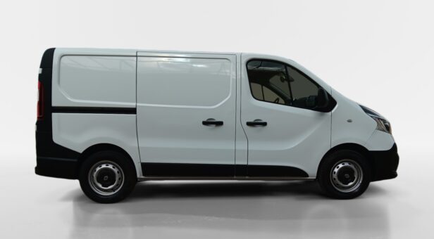 RENAULT TRAFIC FURGON 2.0 DCI 145 1T2 L1H1 ENERGY CONFORT EDC Automatico