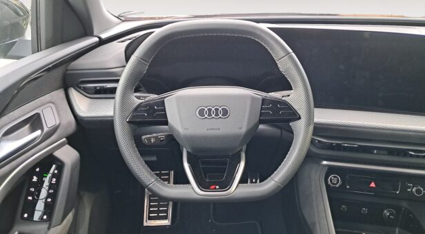 AUDI Q5 TODOTERRENO 2.0 TDI MHEV BLACK LINE S TRONIC QUATTRO 204 5p AUDI Q5 TODOTERRENO 2.0 TDI MHEV BLACK LINE S TRONIC QUATTRO 204 5p