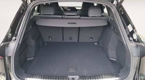 AUDI Q5 TODOTERRENO 2.0 TDI MHEV BLACK LINE S TRONIC QUATTRO 204 5p AUDI Q5 TODOTERRENO 2.0 TDI MHEV BLACK LINE S TRONIC QUATTRO 204 5p