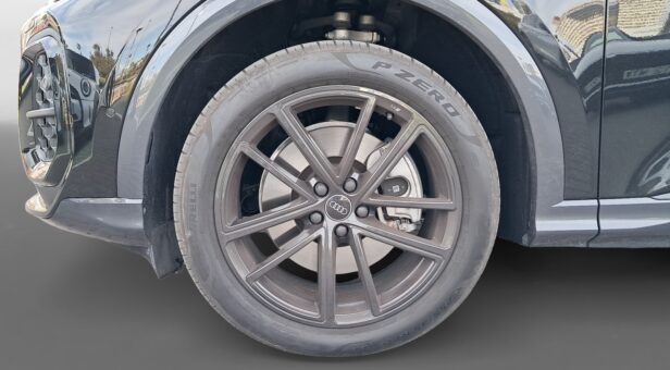 AUDI Q5 TODOTERRENO 2.0 TDI MHEV BLACK LINE S TRONIC QUATTRO 204 5p AUDI Q5 TODOTERRENO 2.0 TDI MHEV BLACK LINE S TRONIC QUATTRO 204 5p