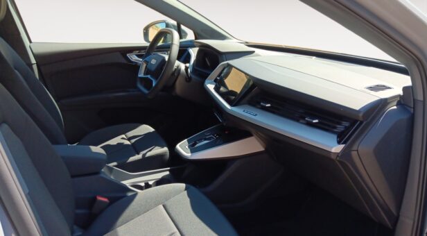AUDI Q4 SPORTBACK E-TRON TODOTERRENO BEV 63KWH 40 E-TRON ADVANCED AUTO 204 5p AUDI Q4 SPORTBACK E-TRON TODOTERRENO BEV 63KWH 40 E-TRON ADVANCED AUTO 204 5p