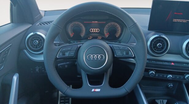 AUDI AUDI Q2 AUDI Q2 S LINE 35 TDI QUATTRO 110(150) KW(cv) S TRONIC AUDI AUDI Q2 AUDI Q2 S LINE 35 TDI QUATTRO 110(150) KW(cv) S TRONIC