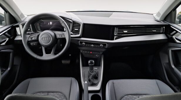 AUDI A1 BERLINA CON PORTON 1.0 30 TFSI S TRONIC ADRENALIN SPORTBACK 116 5p