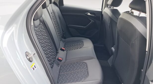 AUDI A1 BERLINA CON PORTON 1.0 30 TFSI S TRONIC ADRENALIN SPORTBACK 116 5p