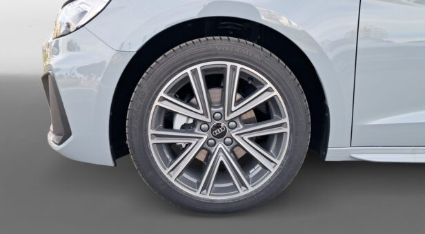 AUDI A1 BERLINA CON PORTON 1.0 30 TFSI S TRONIC ADRENALIN SPORTBACK 116 5p