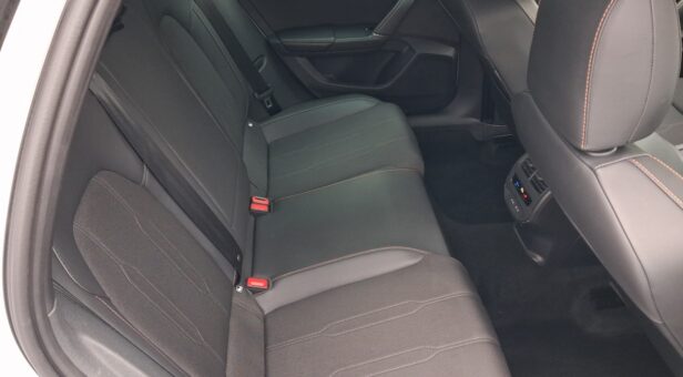 CUPRA LEON BERLINA CON PORTON 1.5 ETSI MHEV 110KW DSG 150 5p