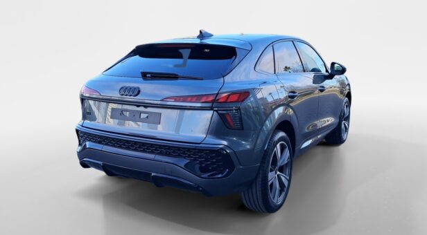 AUDI Q3 TODOTERRENO 1.5 TFSI S TRONIC BLACK LINE 150 5p