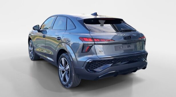 AUDI Q3 TODOTERRENO 1.5 TFSI S TRONIC BLACK LINE 150 5p