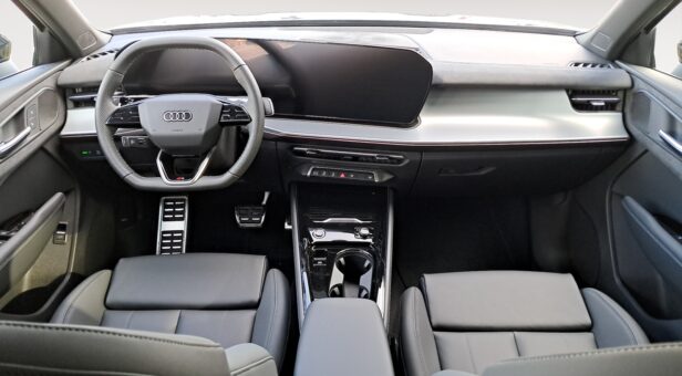 AUDI Q3 TODOTERRENO 1.5 TFSI S TRONIC BLACK LINE 150 5p