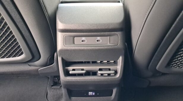 AUDI Q3 TODOTERRENO 1.5 TFSI S TRONIC BLACK LINE 150 5p