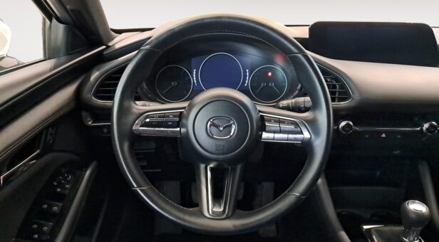 MAZDA MAZDA3 BERLINA CON PORTON 1.8 SKYACTIV-D EVOLUTION 116 5p