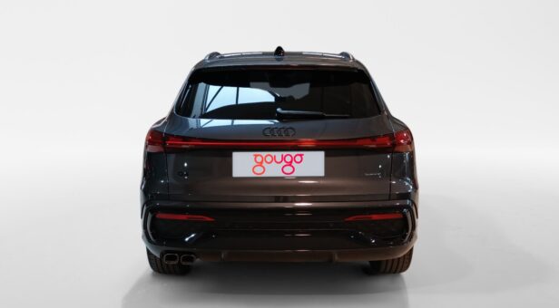 AUDI Q5 TODOTERRENO 2.0 TDI BLACK LINE S TRONIC QUATTRO 204 5p
