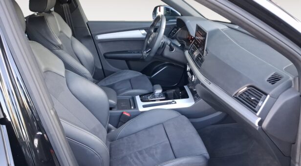 AUDI Q5 TODOTERRENO 2.0 40 TDI S TRONIC QUATTRO BLACK LIN 204 5p AUDI Q5 TODOTERRENO 2.0 40 TDI S TRONIC QUATTRO BLACK LIN 204 5p