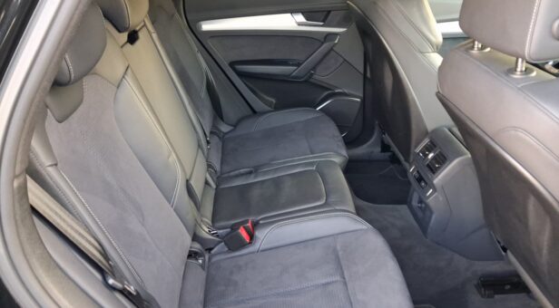 AUDI Q5 TODOTERRENO 2.0 40 TDI S TRONIC QUATTRO BLACK LIN 204 5p AUDI Q5 TODOTERRENO 2.0 40 TDI S TRONIC QUATTRO BLACK LIN 204 5p