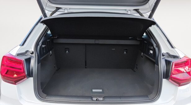 AUDI Q2 TODOTERRENO 2.0 35 TDI S TRONIC ADRENALIN 150 5p