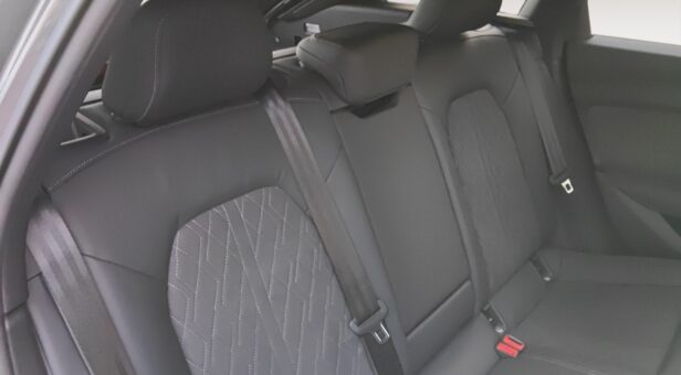 AUDI A5 FAMILIAR 2.0 TDI 150 KW BLACK LINE AVANT 204 5p AUDI A5 FAMILIAR 2.0 TDI 150 KW BLACK LINE AVANT 204 5p