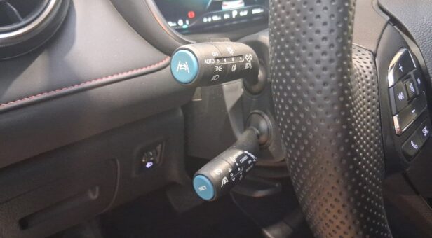 MG MG EHS MG EHS 1.5T 16.6kwh EDU 2WD COM LHD DARK