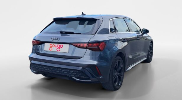 AUDI A3 BERLINA CON PORTON 1.5 40 TFSI E S TRONIC GENUINE ED SPBACK 204 5p
