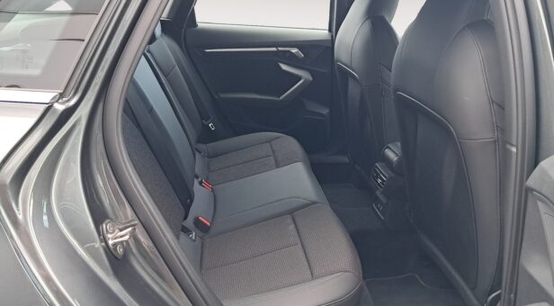 AUDI A3 BERLINA CON PORTON 1.5 40 TFSI E S TRONIC GENUINE ED SPBACK 204 5p