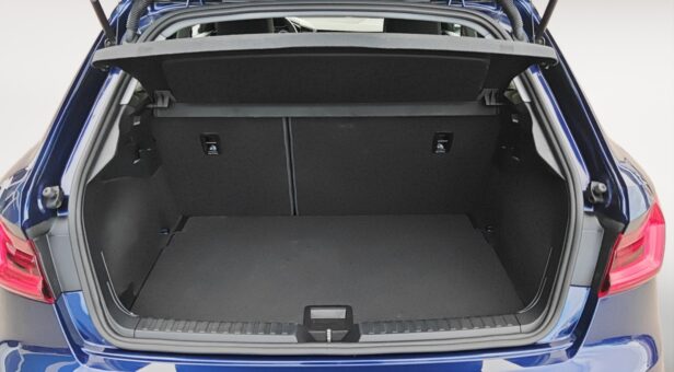 AUDI A1 BERLINA CON PORTON 1.0 30 TFSI S TR ADRENAL BLACK SPORTBACK 116 5p