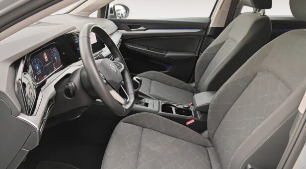 VOLKSWAGEN GOLF BERLINA CON PORTON 2.0 TDI 85KW LIFE 115 5p