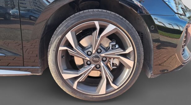 AUDI A3 BERLINA CON PORTON 1.5 TFSI E 150KW S TRON S LINE SPORTBACK 204 5p AUDI A3 BERLINA CON PORTON 1.5 TFSI E 150KW S TRON S LINE SPORTBACK 204 5p