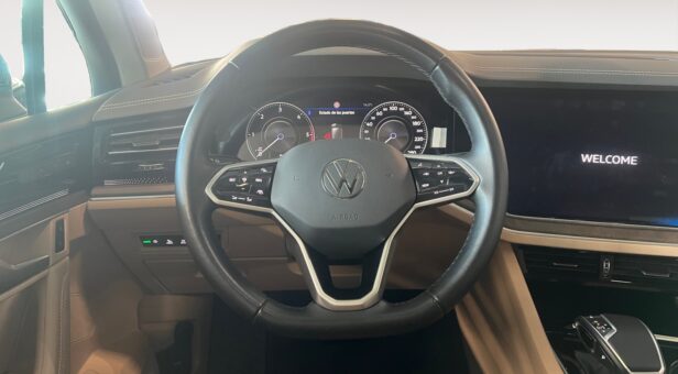 VOLKSWAGEN TOUAREG TODOTERRENO 3.0 TDI 210KW R-LINE AT 4WD 286 5p VOLKSWAGEN TOUAREG TODOTERRENO 3.0 TDI 210KW R-LINE AT 4WD 286 5p