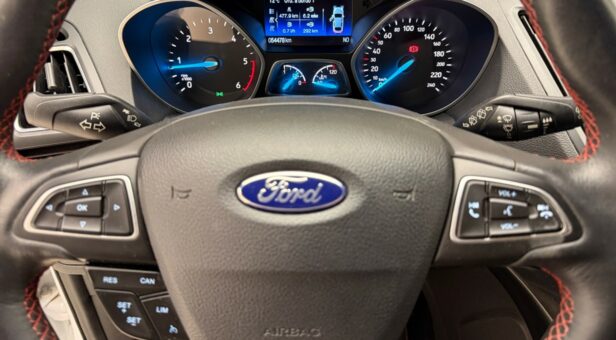 FORD KUGA TODOTERRENO 1.5 TDCI 88KW ST-LINE 2WD 120 5p