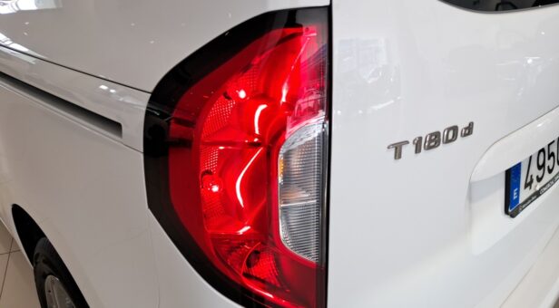 MERCEDES T-CLASS MONOVOLUMEN COMPACTO 1.5 T 180D SWB 116 5p