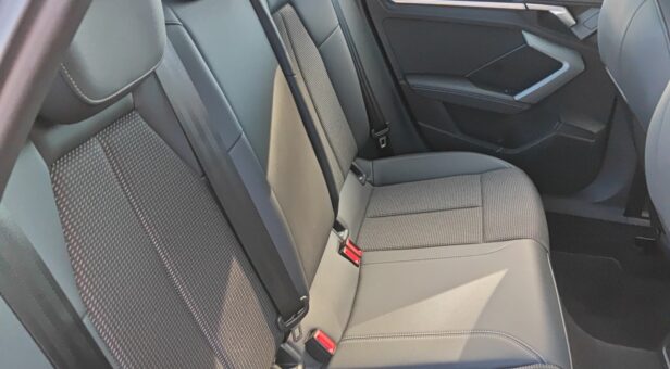 AUDI A3 SEDAN 2.0 35 TDI S TRONIC S LINE 150 4p