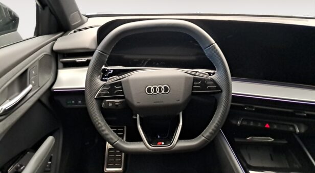 AUDI Q3 TODOTERRENO 2.0 TDI S TRONIC BLACK LINE 150 5p