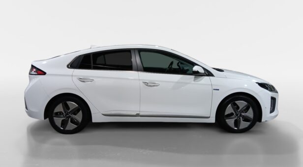 HYUNDAI IONIQ BERLINA CON PORTON 1.6 GDI HEV STYLE DCT 141 5p