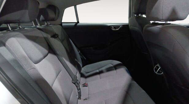 HYUNDAI IONIQ BERLINA CON PORTON 1.6 GDI HEV STYLE DCT 141 5p
