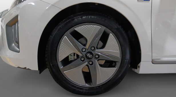 HYUNDAI IONIQ BERLINA CON PORTON 1.6 GDI HEV STYLE DCT 141 5p