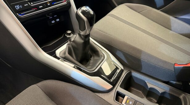 VOLKSWAGEN T-ROC TODOTERRENO 1.0 TSI 81KW LIFE 110 5p