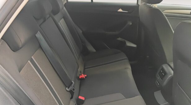 VOLKSWAGEN T-ROC TODOTERRENO 2.0 TDI 85KW ADVANCE R-LINE 115 5p