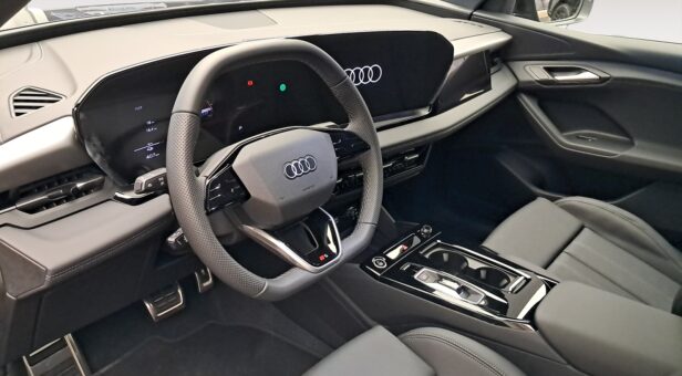 AUDI Q6 SPORTBACK E-TRON TODOTERRENO BEV 100KWH S LINE QUATTRO AUTO 388 5p AUDI Q6 SPORTBACK E-TRON TODOTERRENO BEV 100KWH S LINE QUATTRO AUTO 388 5p