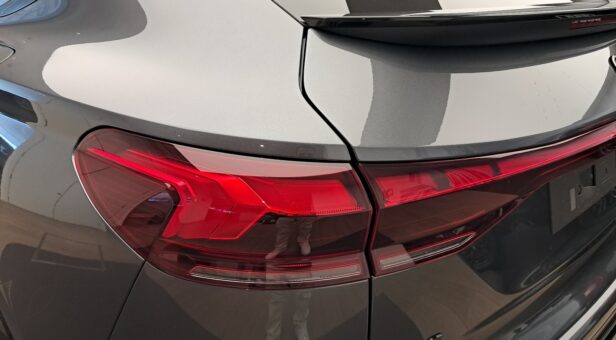 AUDI Q6 SPORTBACK E-TRON TODOTERRENO BEV 100KWH S LINE QUATTRO AUTO 388 5p AUDI Q6 SPORTBACK E-TRON TODOTERRENO BEV 100KWH S LINE QUATTRO AUTO 388 5p