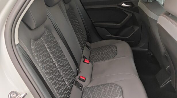 AUDI A1 BERLINA CON PORTON 1.0 30 TFSI ADRENALIN BLACK ED SPORTBACK 116 5p