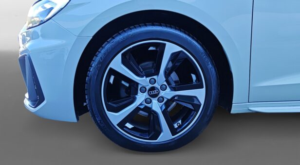 AUDI A1 BERLINA CON PORTON 1.0 30 TFSI S TRONIC ADRENALIN SPORTBACK 116 5p