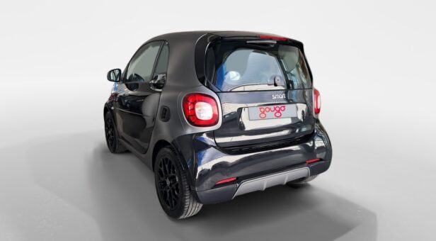 SMART FORTWO MINICOCHE 0.9 66KW COUPE 90 3p
