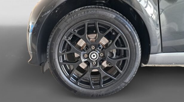 SMART FORTWO MINICOCHE 0.9 66KW COUPE 90 3p